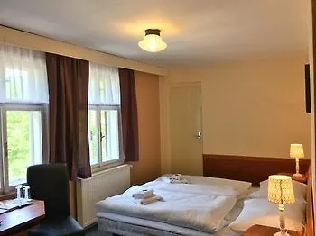 Lomnice Hotel & Restaurant