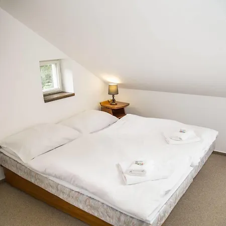 Lomnice Hotel & Restaurant