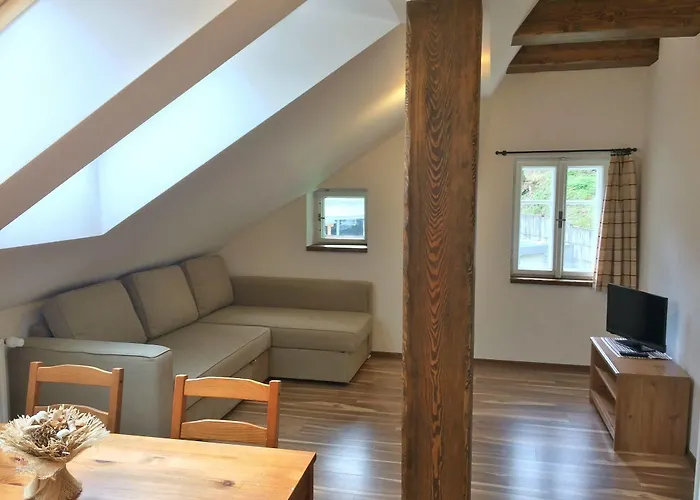 فندق Lomnice Hotel & Restaurant Špindlerŭv Mlýn